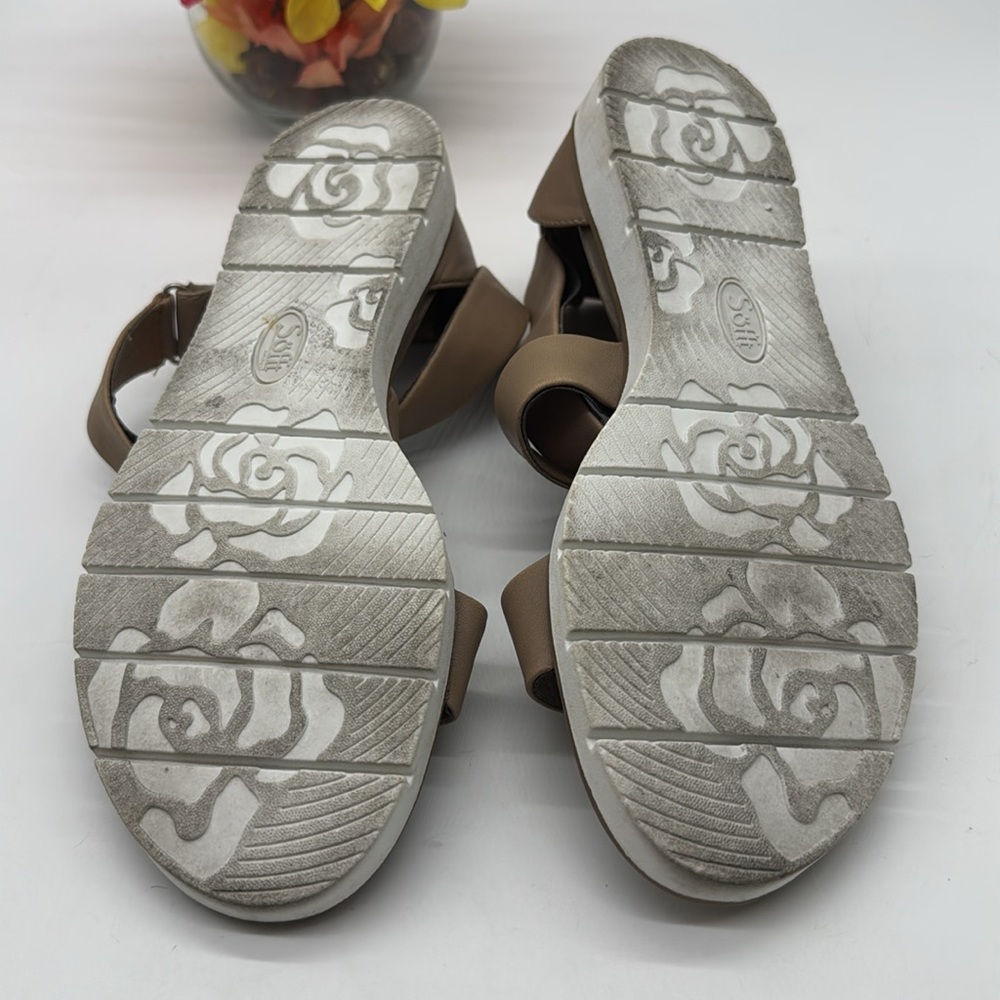 Sofft Tan Leather Gladiator Sandals Size 10 MCS7016 - Picture 5 of 7